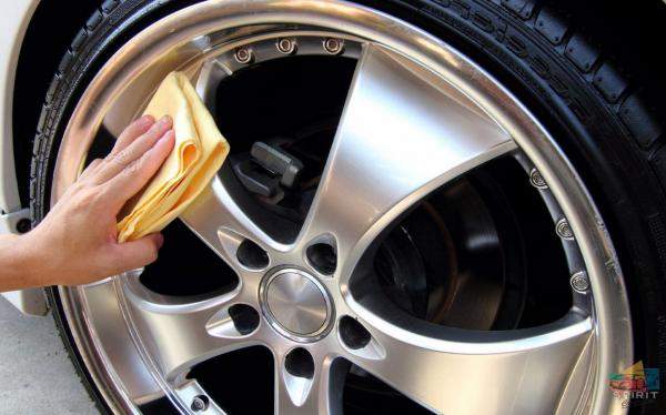 Чистка литых/ кованных/ штампованных дисков автомобиля Класс V: Крупногабаритный/ микроавтобус