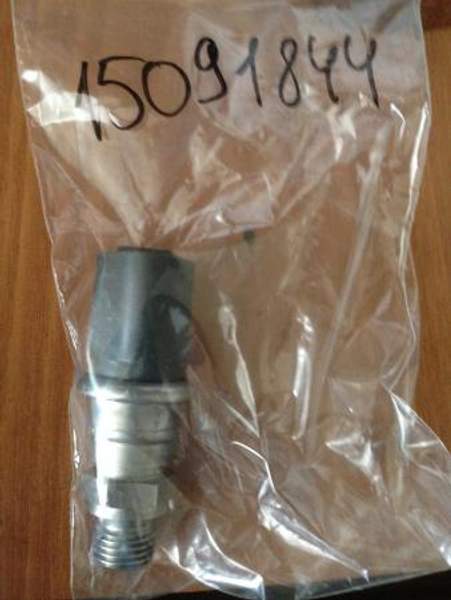 Датчик давления 15091844