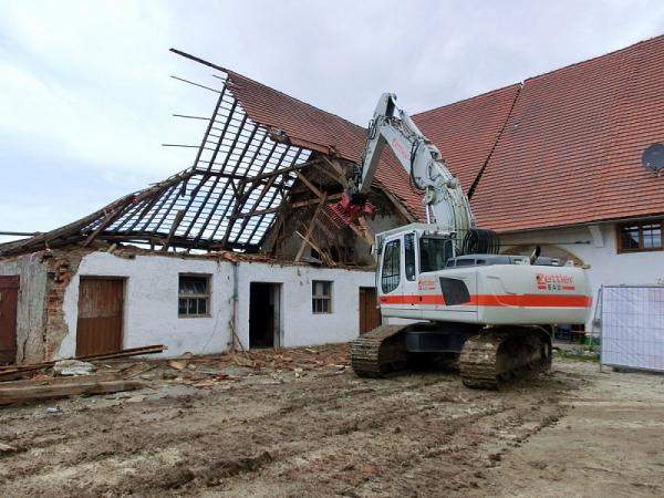 Демонтаж кровли