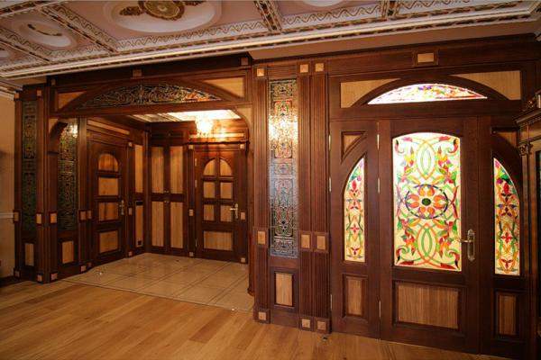 Деревянные двери