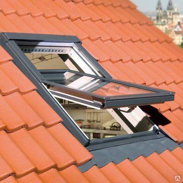 Деревянные мансардные окна Fakro