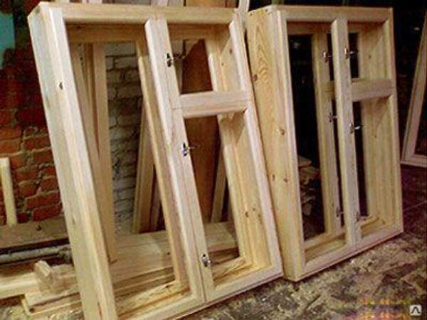 Деревянные окна массив двустворчатое из сосны
