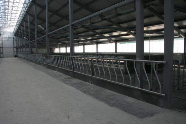 Диагональная решетка кормового стола