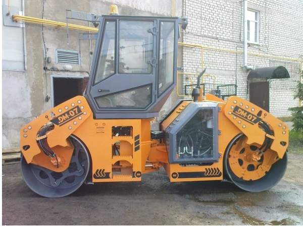 DM-07-vd Каток дорожный вибрационный двухвальцовый