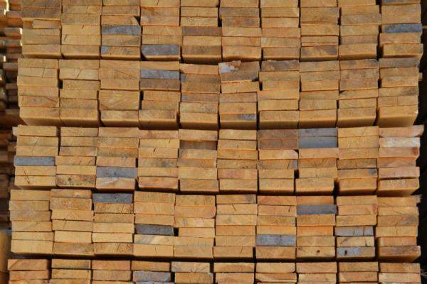 Доска обрезная 40х150х6 естественной влажности 1-2 сорт М