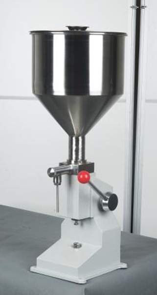 Дозатор поршневой пневматический