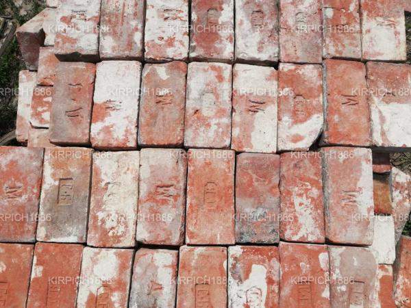 Древний старинный кирпич ручной формовки (реставрационный) 18-19 век