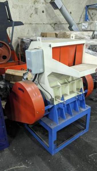 Дробилка SWP - 500 для измельчения пластика