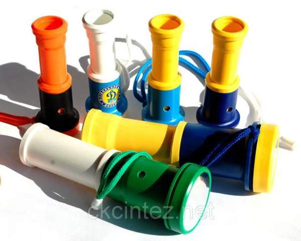 Дудка для болельщиков