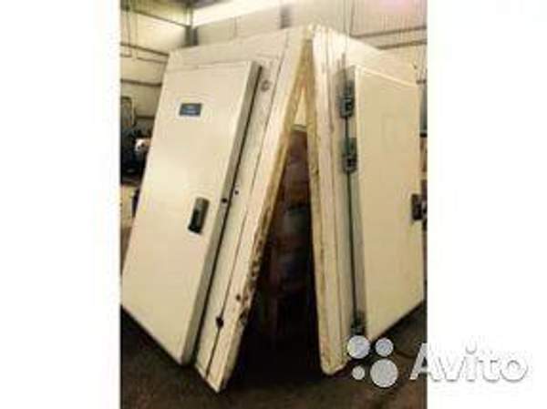 Дверь для холодильной камеры б/у 850х1900х80 мм