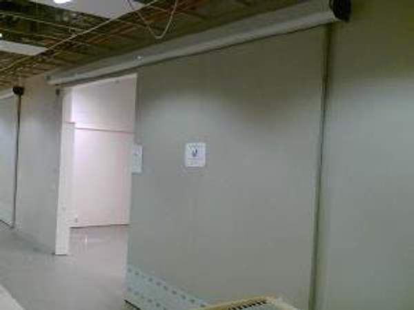 Двери мод. MUKLI откатные рентгенозащитные экв. Pb = 2,0 мм с регулируемой алюм.коробкой 1000 х 2100 мм