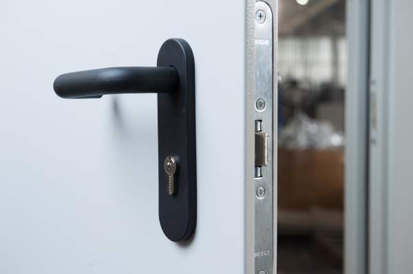 Двери противопожарные