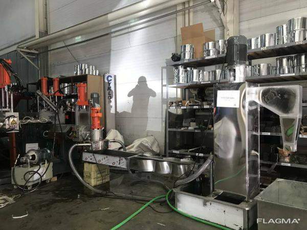 Двухкаскадный экструдер для производства вторичной гранулы