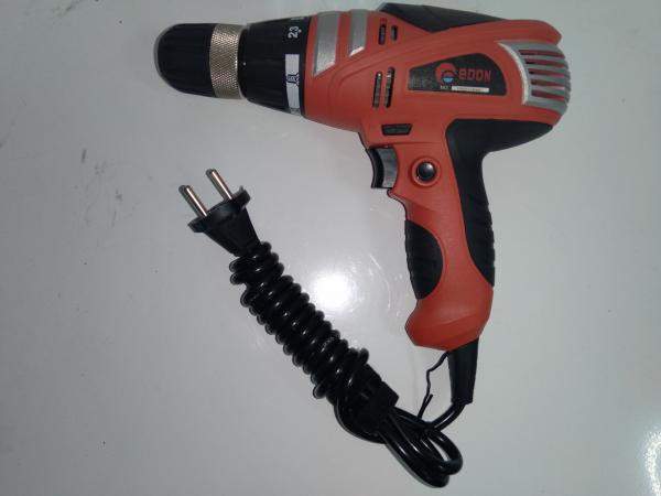 EDON Сетевой шуруповерт ED-1100 (600Вт, патрон 10мм, 0-800об/мин 1,4кг)