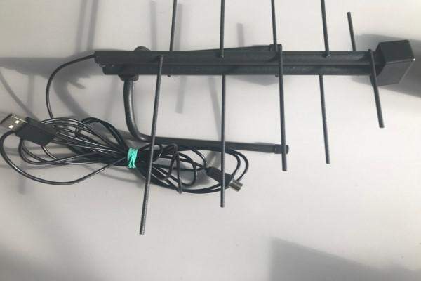 Эфирная антенна с усилителем