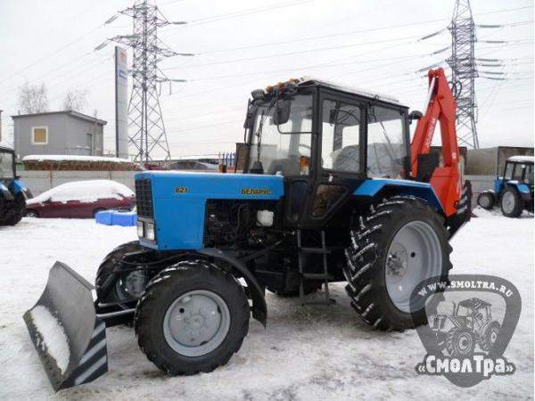 Экскаватор-бульдозер ЭО2626М (на базе трактора МТЗ-82.1) с прямым жёстким отвалом бульдозерным ОЖ-210