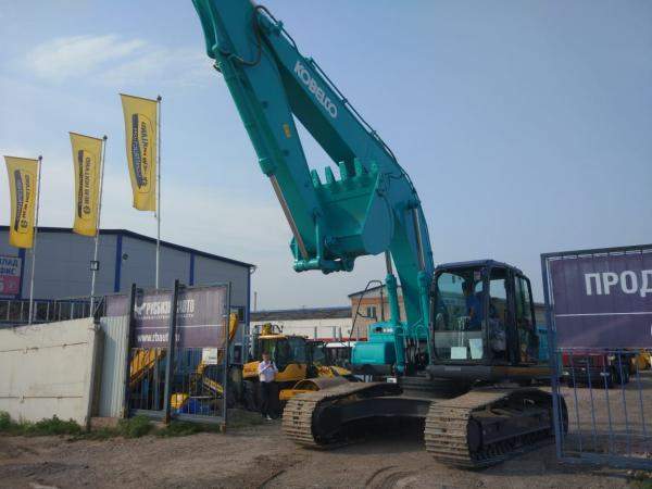 Экскаватор гусеничный Kobelco SK260LC-8