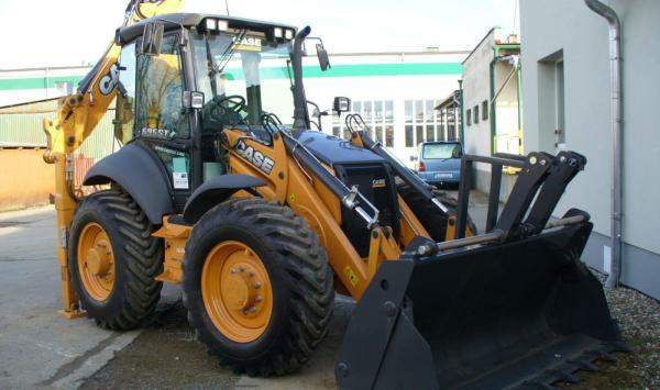 Экскаватор-погрузчик Case 695 ST