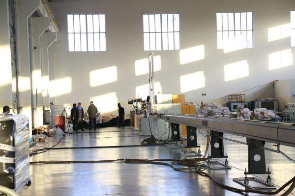 Экструзионная линия для производства труб PE-RT используют для системы тёплых полов.