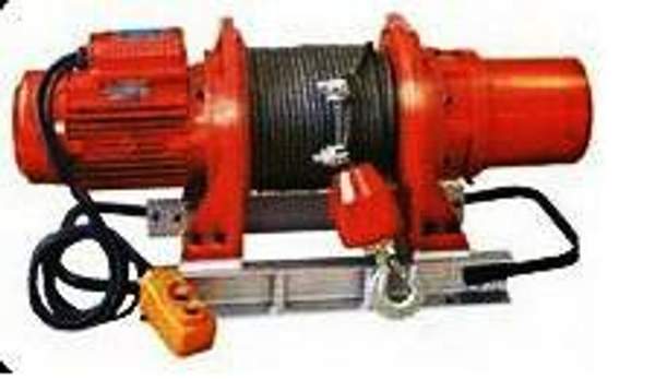 Электрическая лебедка KDJ-200E-А (220 В; тяговое усилие 200 кг; Н= 29 м).