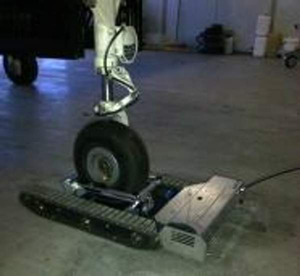 Электрический аэродромный тягач I-Pac 2000 (4т-10т)