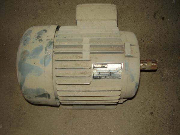 Электродвигатель 0,55/920оборот