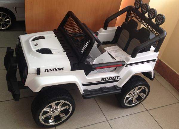 Электромобиль Jeep T008TT с дистанционным управлением