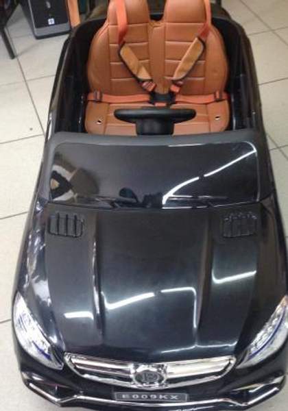 Электромобиль Mercedes E009KX с дистанционным управлением