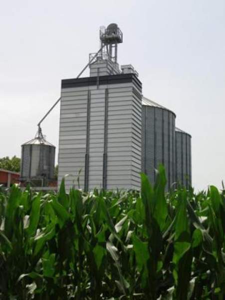 Энергосберегающая зерносушилка Strahl модель 2500 FR