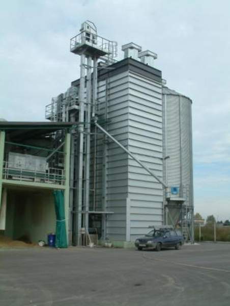 Энергосберегающая зерносушилка Strahl модель 3000 FR