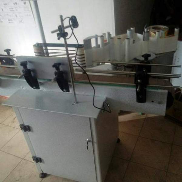 Этикетировачный станок