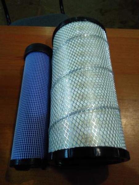 Фильтр воздушный PU1634 ST40131AB ST40132AB A5541S AF25557 P828889 P829333 1106326+1106331/1318902+1318903/4486002+4486014/MBKU829AB