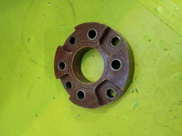 Фланец промежуточного подшипника (текстолит) для ассенизатора