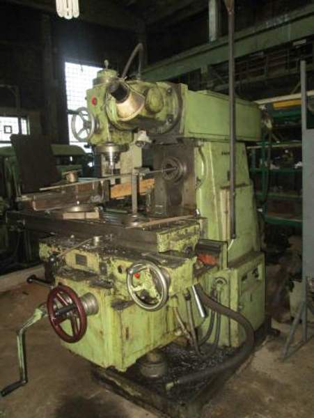 Фрезерный 6Р82Ш