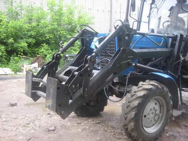 Фронтальный погрузчик 0,8т. для тракторов МТЗ 82.1; 82.2; 890,2; 892; 920; 920.2.