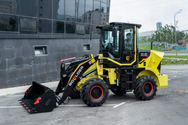 Фронтальный погрузчик Boulder WL20