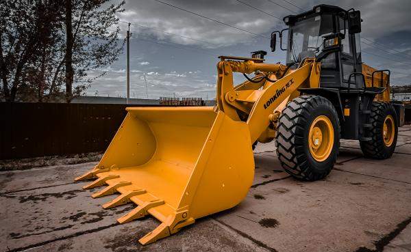 Фронтальный погрузчик Lonking LG833N, 2022