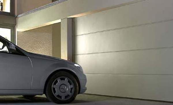 Гаражные секционные ворота 2500*2200 в Ярославле