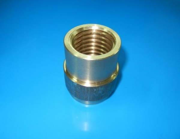 Гайка грузовая RAV KPN/KPX (ART: 047218270) (бронза, Tr40х5, L=65 мм) права