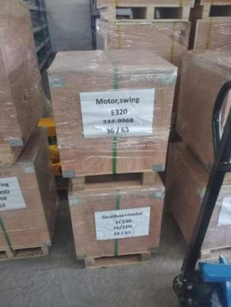 Гидромотор поворота CAT320 334-9968, 1588985