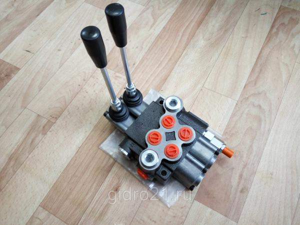 Гидрораспределитель 2Р-40 с фиксацией (2 операции)