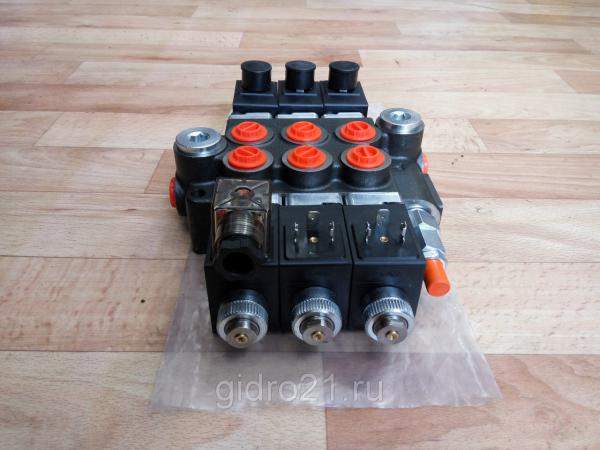 Гидрораспределитель 3Z-50 с электромагнитным управлением (3 операции)