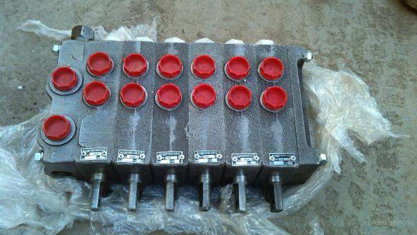 Гидрораспределитель худравлика 346 на 4 секции