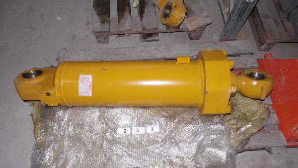 Гидроцилиндр ковша 10C0009/10C0304X0