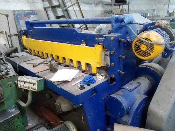 Гильотина пневматическая 6х2000