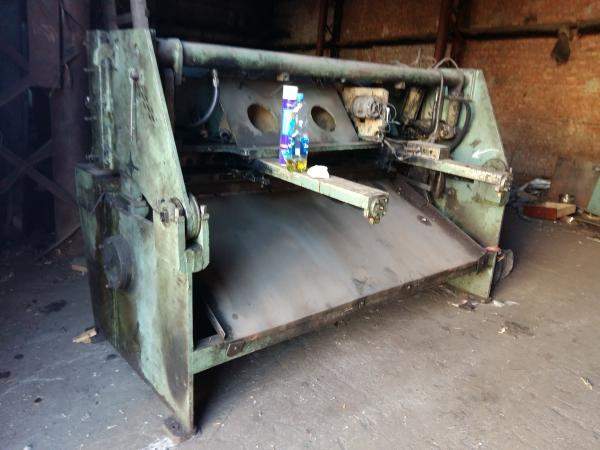 Гильотина пневмомеханическая НК3416