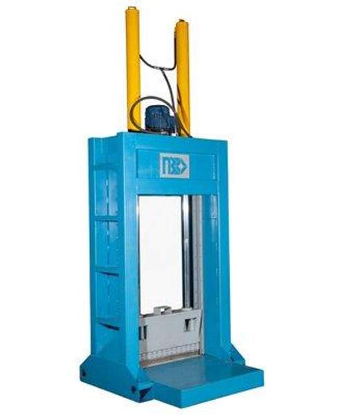 Гильотина с рольгангом GGR-1400-2