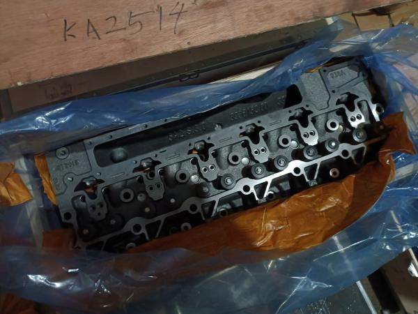 Головка блока цилиндров ГБЦ в сборе 6CT SAA6D114