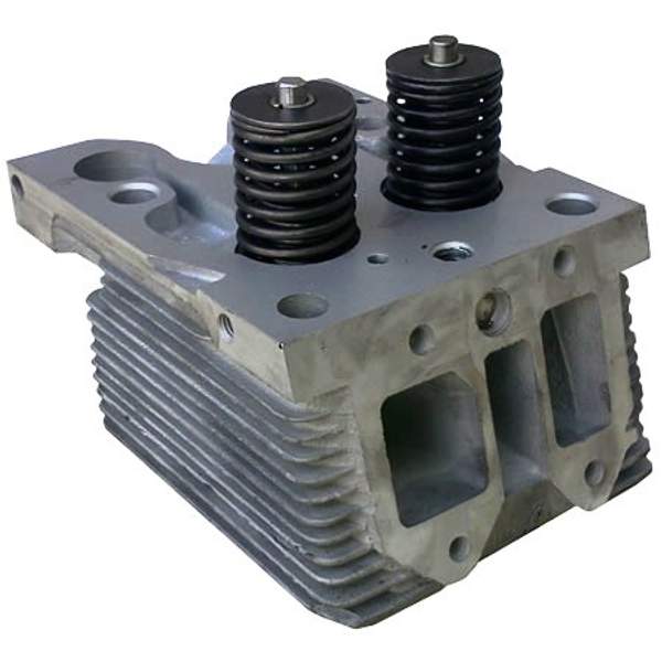 Головка Д144-1003008 в сборе с клапанами