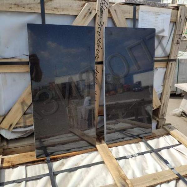 Гранит черный Габбро Диабаз 600х300х20 полировка.